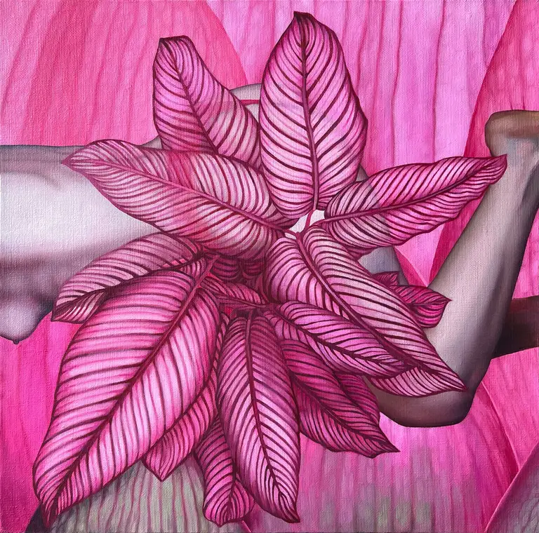 Jagoda Laprus. Obraz olejny 30x30cm. Akt, młoda sztuka, przedstawiający pochylającą się kobietę częściowo przysłoniętą różowymi kwiatami